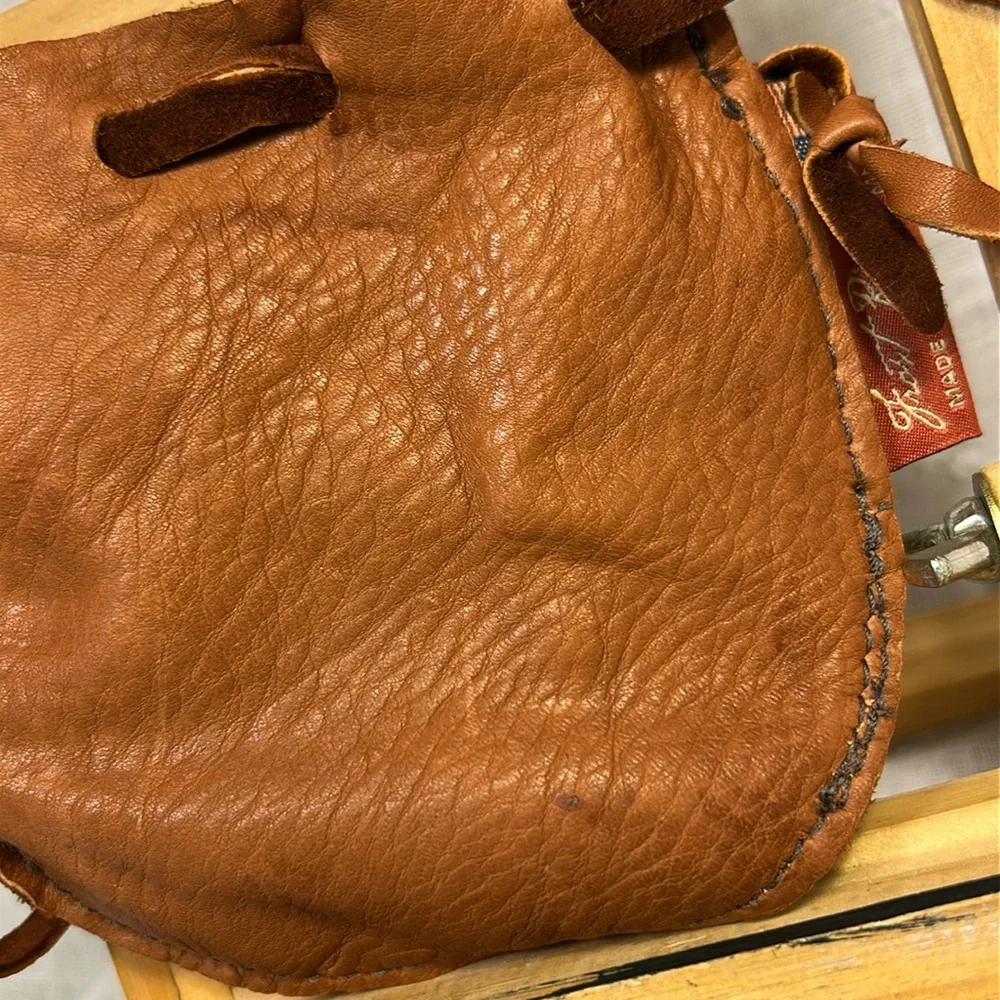 Frost River leather pull coin purse wallet